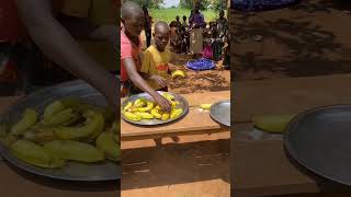 Be kind for no reason.#kindness #care #volunteer #charity #motivation #viralvideo #streetfood