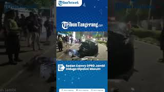 Sedan Camry DPRD Jambi Diduga Dipakai Mesum, di Dalamnya ada Wanita Tanpa Busana