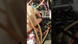 scraping the electronic concrete #eurorack #4ms #cre8audio #neutronflux