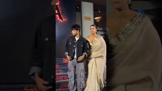 kajol hot with son 😘 Shahrukh Khan hand signal 👍 4k status video #viralvideo #shortsfeed #trending