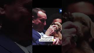 That time they got Coach K a puppy 😭 (via @DukeBasketball/TT)