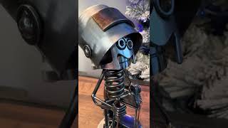 Check out this metal welder! 👨‍🏭💯