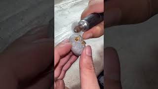 Gold nose pin cutting video
