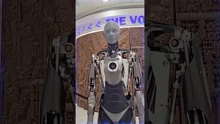 Ameca Speaks: AI Robot Shines at Museum of the Future! 🤖