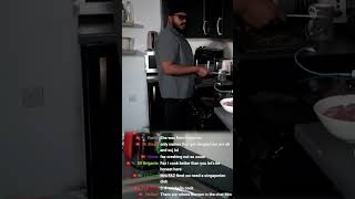 MRS FAZ SCARES WOMENS IN CHAT 😂 #cookingwithfaz