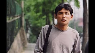 电梯战神韩国著名演员黄政民简介，1990年凭电影《将军儿子》出道。