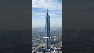 偽の世界で2番目に高いビル