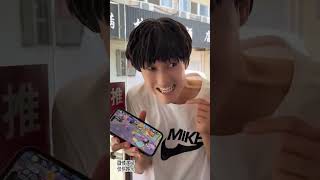 [刘一朵]誰懂店二代的日子，免費且任勞任怨沒有假期隨意使喚的服務員#搞笑 #搞笑段子 #回忆 #校园 #日常 #娱乐#反转 #沙雕 #shorts