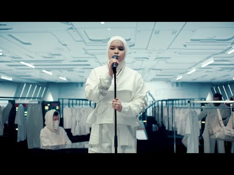 Alan Walker, Putri Ariani - Hero (Live Performance)