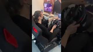 2023台北國際電玩展GAMFI賽車實體展示 老外也來玩