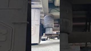 Do you understand the effect of air suspension?  #airsuspension ，#car ，#suspension ，#airbag
