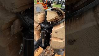 6-Way Splitting OAK with the 28 Pro-X Log Splitter from Wolfe Ridge! #GetSplitDone #FirewoodFast