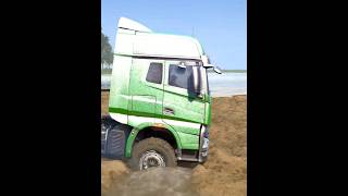 Spintires: MudRunner - SHACMAN DELONG X6000 Ships of Heavy Wooden Goods Ep.87 #MudRunner #Shorts