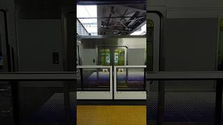 JR西日本大阪環状線・関西空港線223系2500番台HE431編成車両のドア開閉。京橋駅