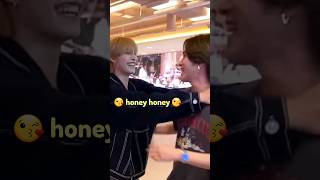 hendery & yangyang being chaotic #wayv #hendery #yangyang