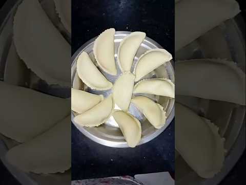 Gujiya cooking | गुजिया| होली| #food #shorts #youtubeshorts #gujiya #holi #2025 #tastyfood