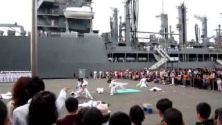 國軍弟兄的表演2