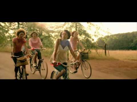 Corinne Bailey Rae - Put Your Records On (official music video)