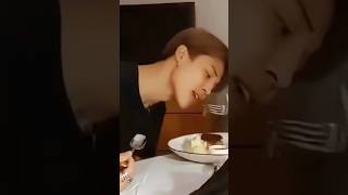 Jimin wants you to feed him 🙂🥣🐥 #btsfunny #bts #jimin #parkjimin #btsarmy #shorts