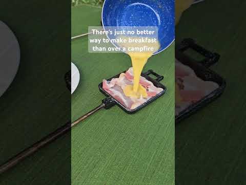 Bacon, eggs, and hashbrowns unite in a handheld breakfast! #campingfood #camping
