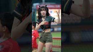 多慧太久沒有跳B組舞都快忘光了 滿臉問號的樣子好好笑🤣​⁠@lee_dahye