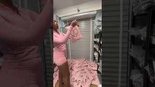 Pack orders with me 💘 #weeklyvlog #buisnessowner #ceo #girlboss