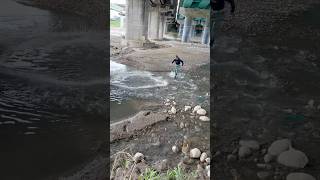 Posteng pinamumugaran ng sangkaterbang isda😲😲😲