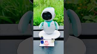 Coffee + Sunshine = Eilik’s Perfect Picnic ☕🌞🧺 #robot #eilik #funnyshorts #cuterobot