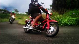 Ngerii..  CB 70 Asapin VIXION..