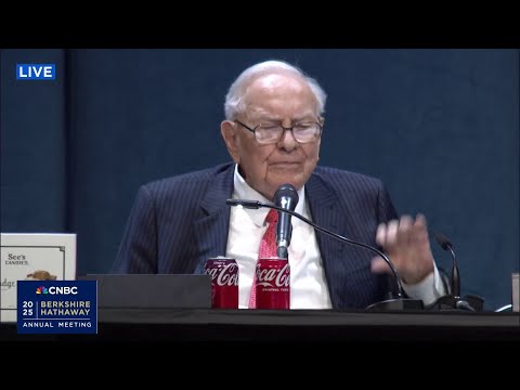 Buffett reflects on the teachers and education that helped shape him into a billionaire investor