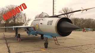 Canadian CF-188 Romanian MiG-21 Romanian F-16 • Kogalniceanu Air Base