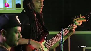 Eyob mekonnen-melkn yeshare /እዩብ መኮንን (መልክን የሻረ) instrumental