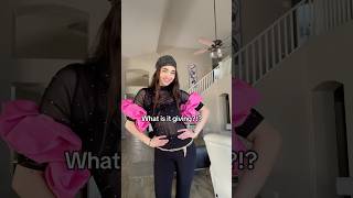 My MOM DRESSES ME for COACHELLA?? #MOM #outfit #coachella