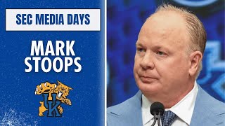 Mark Stoops speaks at SEC Media Days from the main stage