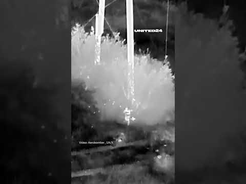 Russian Soldier Failed to Shoot Down Ukrainian FPV Drone With a Machine Gun #warinukraine #drone