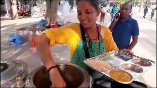 Hardworking sister's #goldy special biryani nehru Place market #selling ghar ka khana