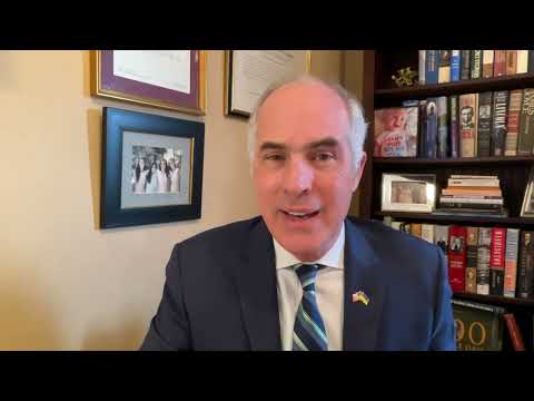 Sen. Bob Casey - 2022 NAEMT EMS Legislator of the Year Award acceptance