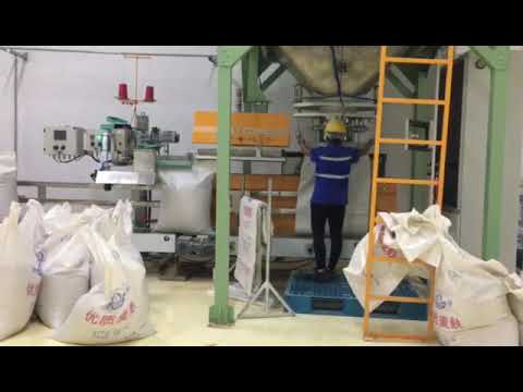 Automatic conveying and sewing machine, manual bagging and auto conveying&sewing machine