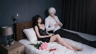 總裁逃進會所卻被醉酒的她當成男模纏綿一夜！身下被夾緊意識到她是處女徹底愛上。誰知道他竟是頂頭上司！擦肩而過總裁聞到熟悉香水味，安排她做總裁助理，伺機而動娶回家！#掌心月光又冷又香#霸總#灰姑娘