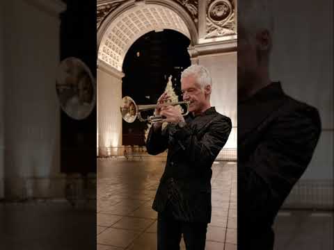 葛萊美獎得主 X 爵士 X 浪漫跨界小號巨星 Chris Botti 來啦！2025年5月30日臺北國家音樂廳、5月31日臺南文化中心，極致爵士饗宴