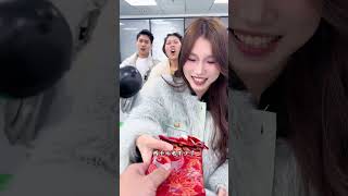 这才是老板该有的样子 #办公室游戏 #欢乐办公室 #会玩的老板#funny #funnygame #happy #games #comdy #shorts