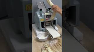 It's great to grind cake flour with a modern machine, easy to use and time-saving. #tools #machine