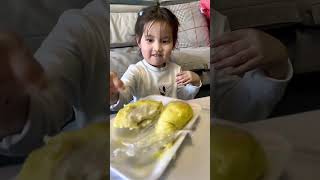 小九吃榴蓮#搞笑萌娃#周小九