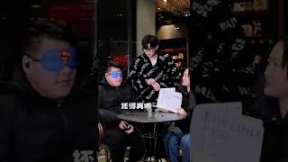 【抖音梁仔不太忙】情侣街头趣味挑战，主持人为何突然暴走？