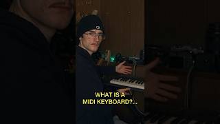 What is a #midikeyboard ? #midi #musician #musicgear #musicproducer #beatmaker #musicequipment
