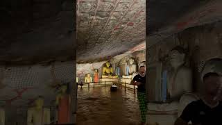 Must-see world heritage site #Dambulla Cave Temple in #SriLanka #buddhism