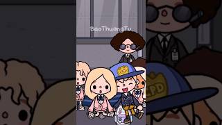 The glasses girl is in love with her Idol😊💖 #tocaboca #tocalifeworld #tocastory #shorts