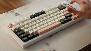 do your keyboard thock, clock, and dickery dock?