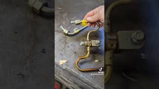 Closer look at the issue from the last video. #automotive #techlife #lifestyle #mechanic