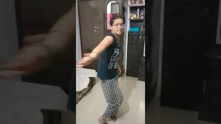 kisi din banungi Main Raja Ki Rani #bollywood #hindisong #song